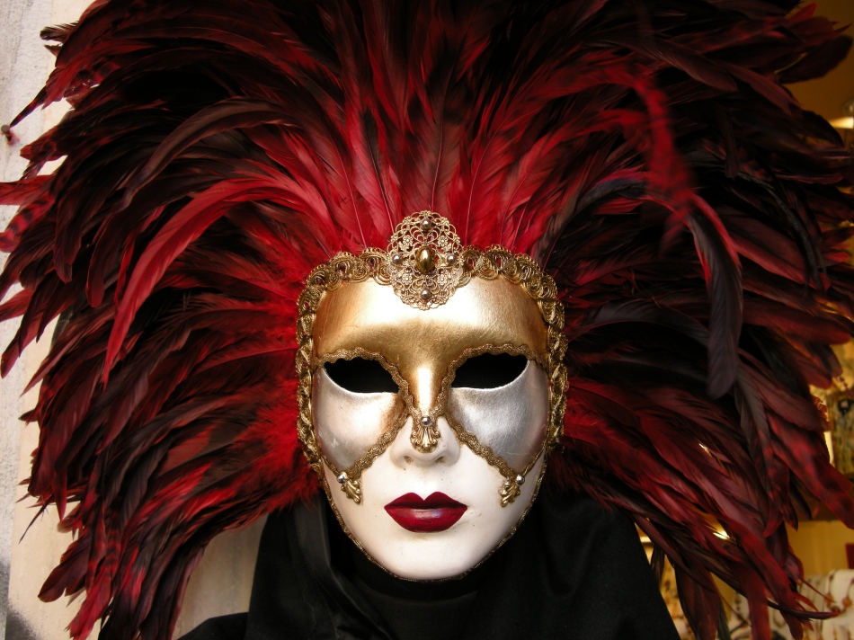 venetian-mask-italy-photo-by-john-ecker.jpg